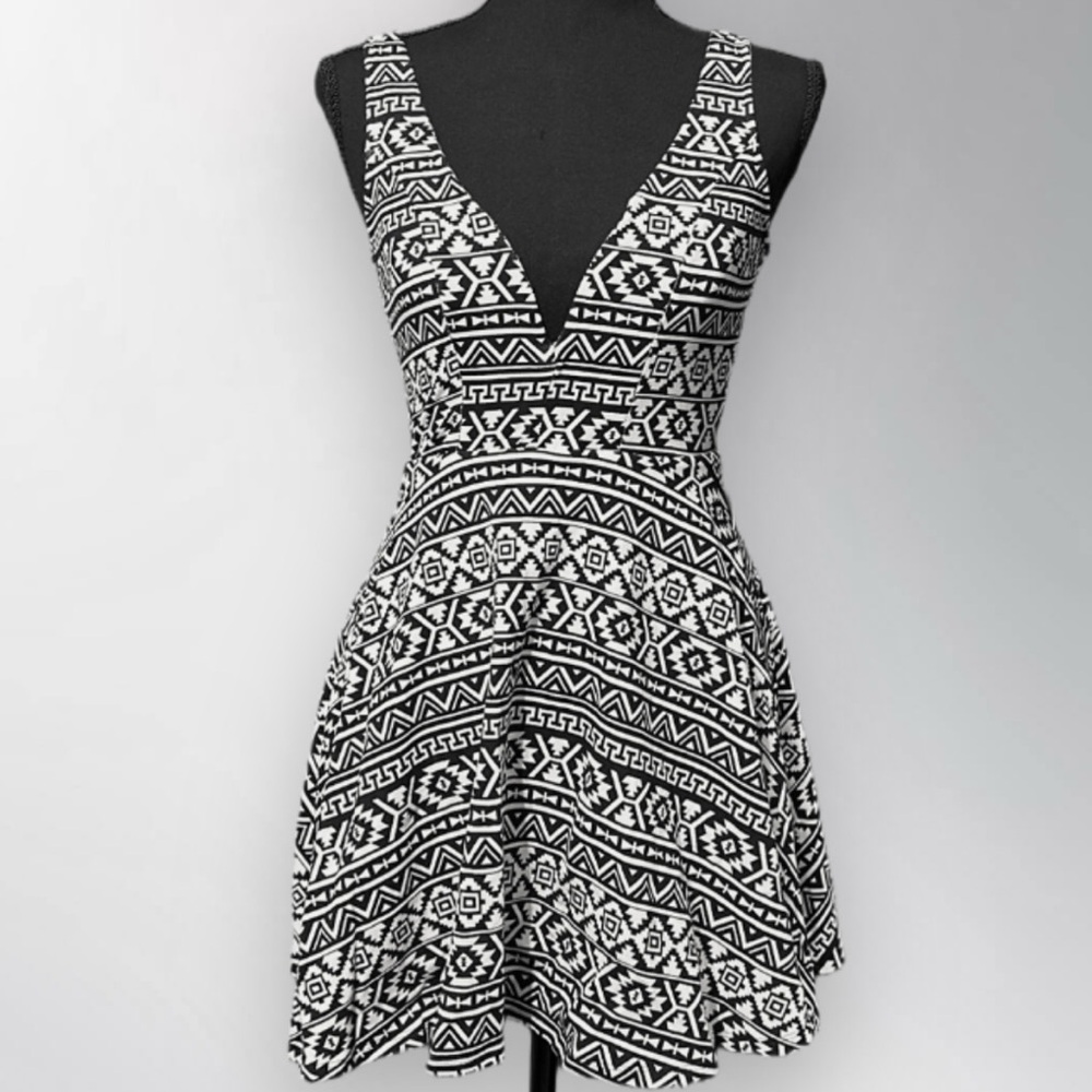 Black and White Patterned Women's Dress romper